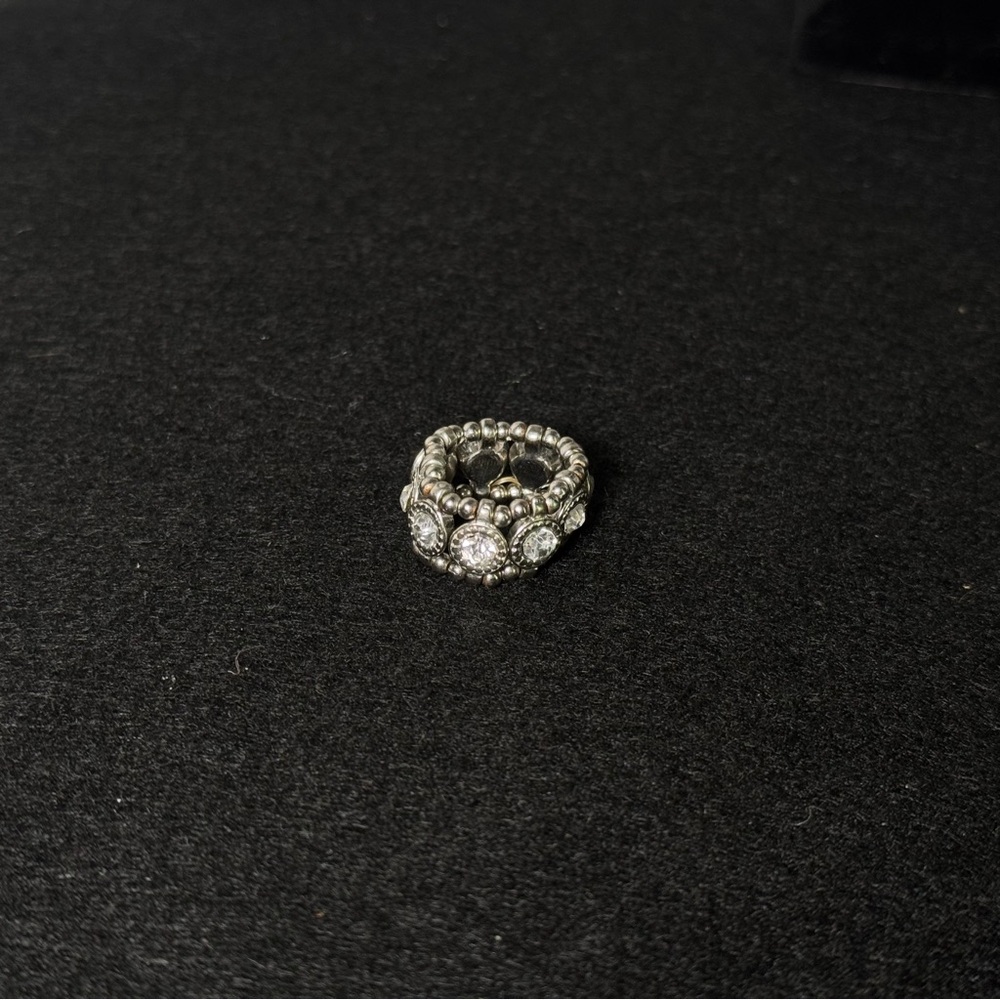 Elegant Silver Beaded Ring